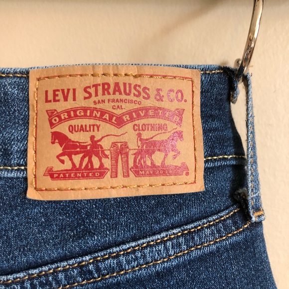 Levi’s 721 high rise skinny jean - Picture 4 of 7